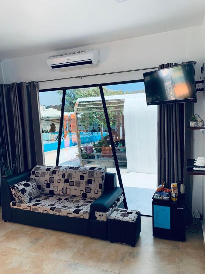 Bounty Boutique Hotel Koh Rong Sanloem Bagian luar foto